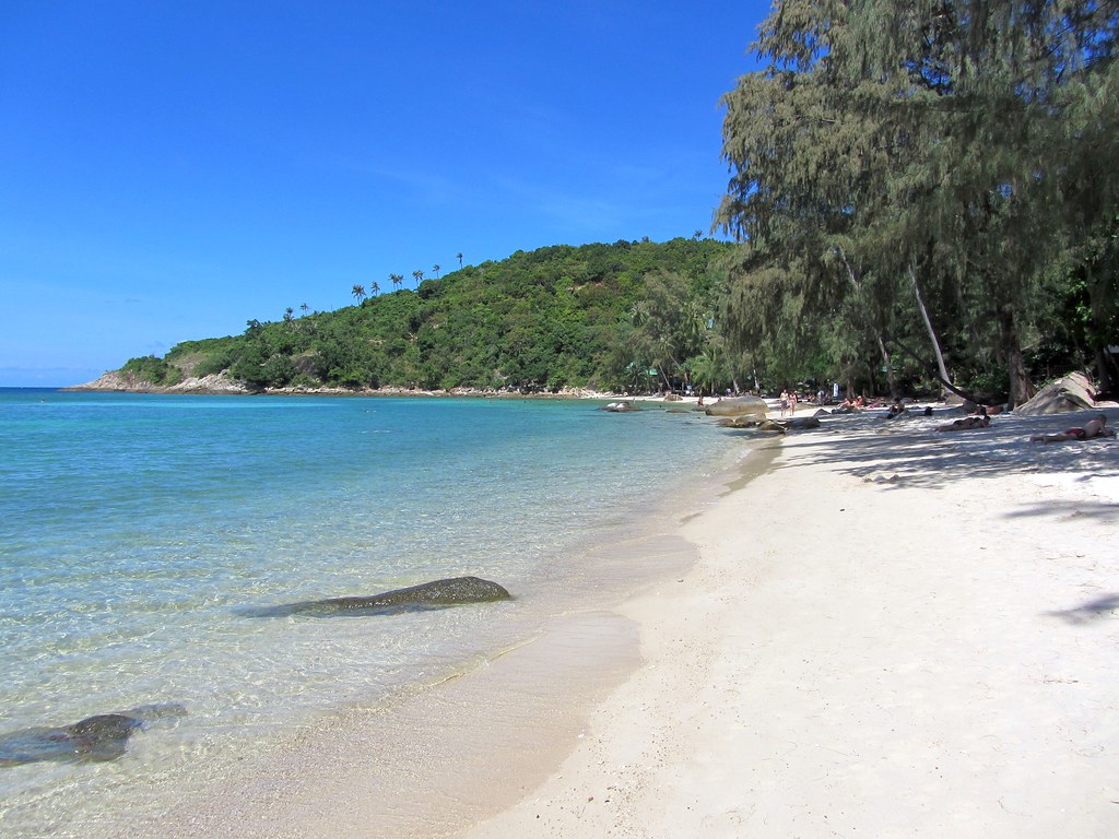 Auf der kleinen thailändischen Insel Ko Pha Ngan ging ich einem paradiesischen Strand entlang. Und fühlte mich unzufrieden, obschon alles bestens war. Das gab mir zu denken. 